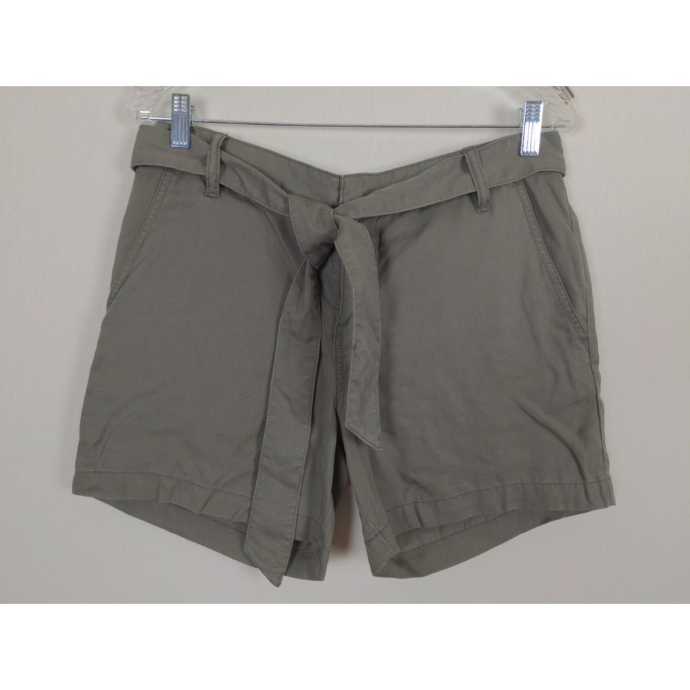 Calvin Klein lyocell gray belted shorts sz talla 28